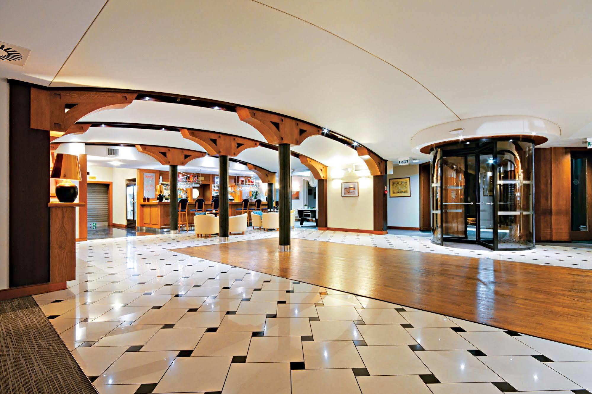 Leba Hotel & Spa Εξωτερικό φωτογραφία