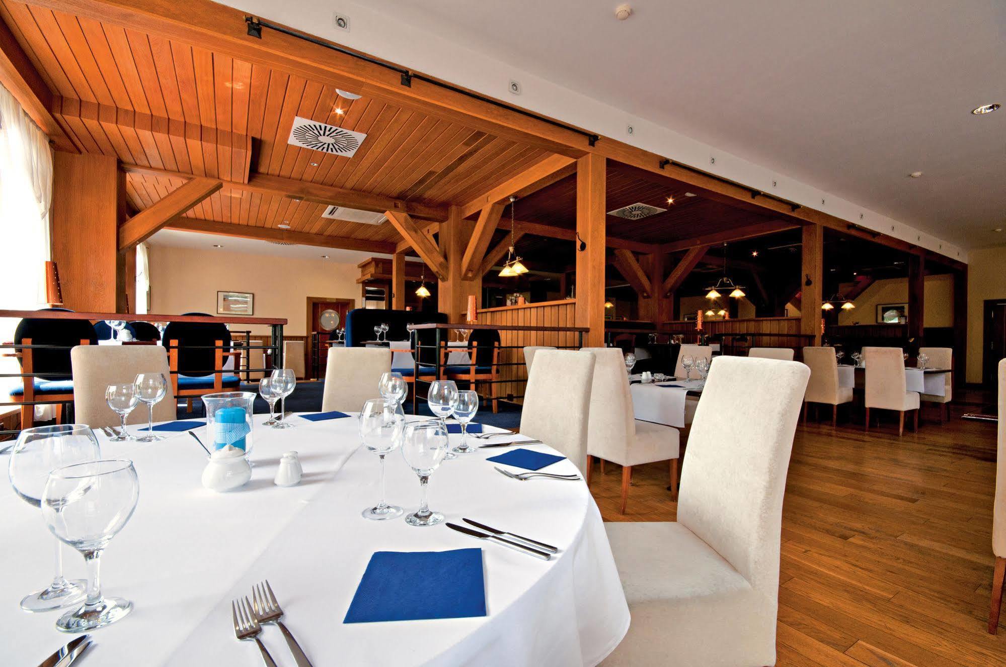 Leba Hotel & Spa Εξωτερικό φωτογραφία