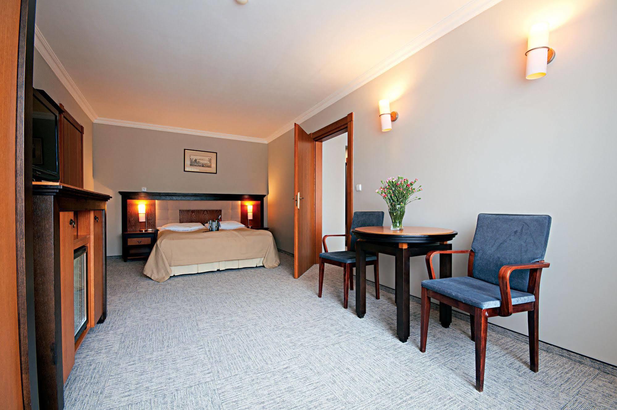 Leba Hotel & Spa Εξωτερικό φωτογραφία