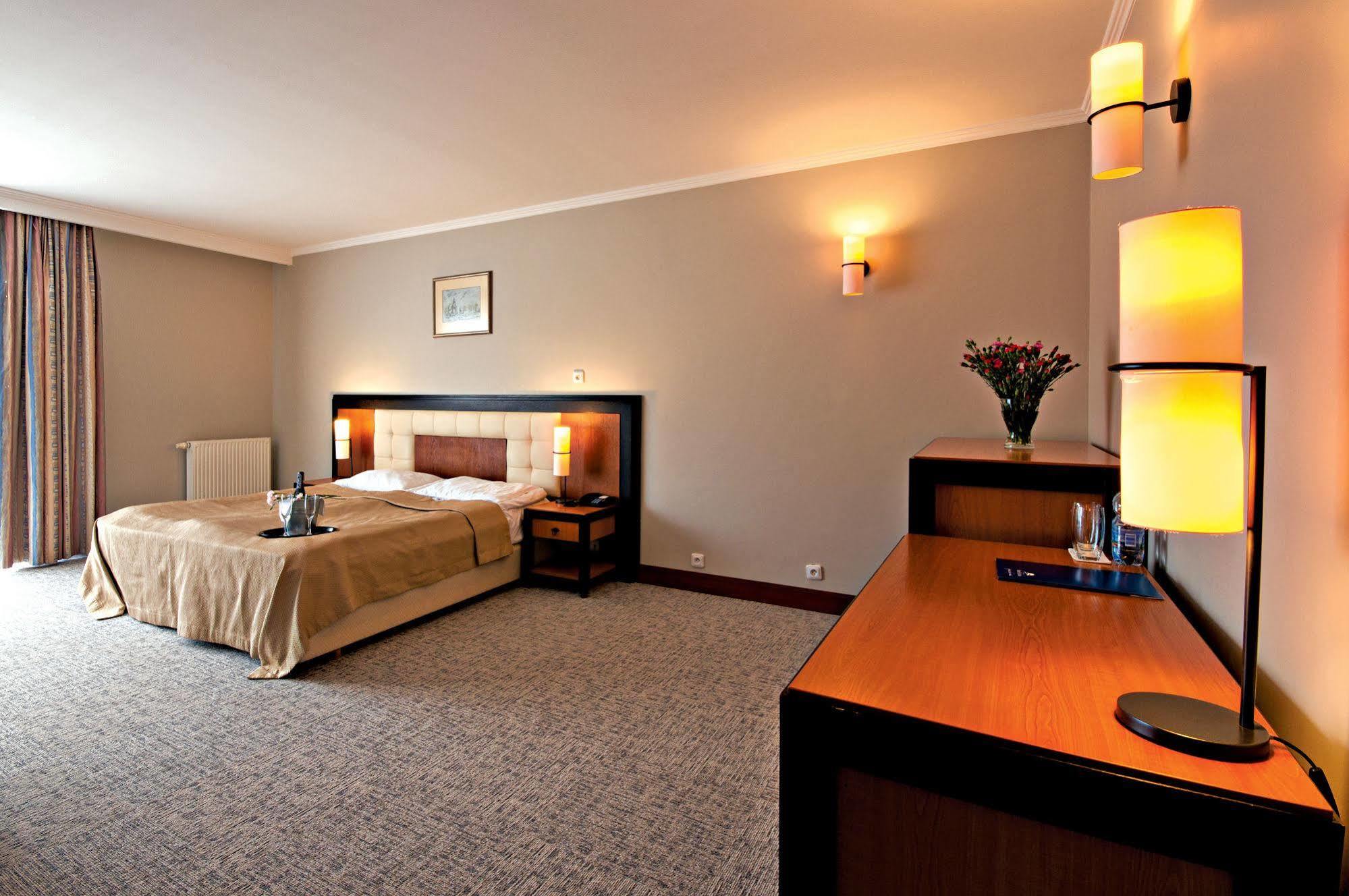 Leba Hotel & Spa Εξωτερικό φωτογραφία