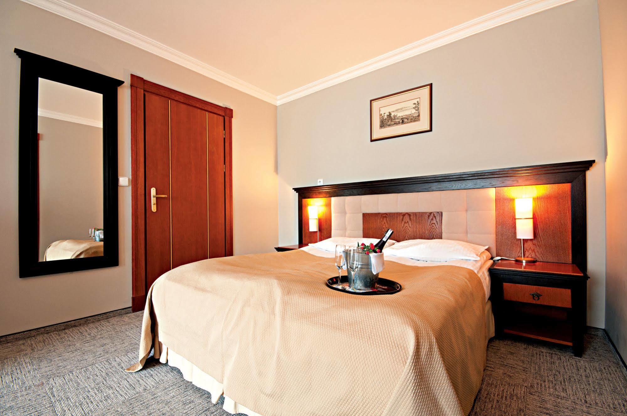 Leba Hotel & Spa Εξωτερικό φωτογραφία