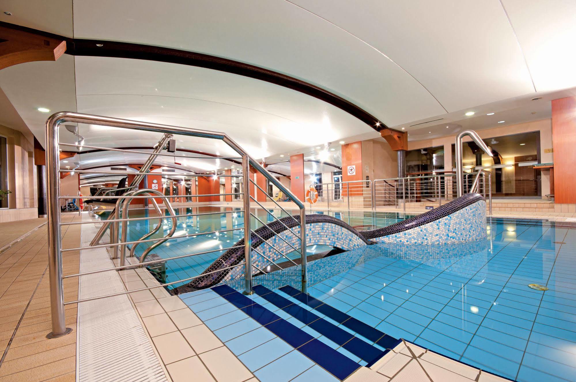Leba Hotel & Spa Εξωτερικό φωτογραφία